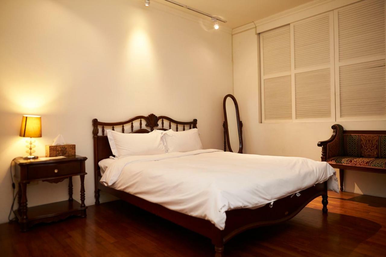 Tainan Amanda Homestay Екстер'єр фото
